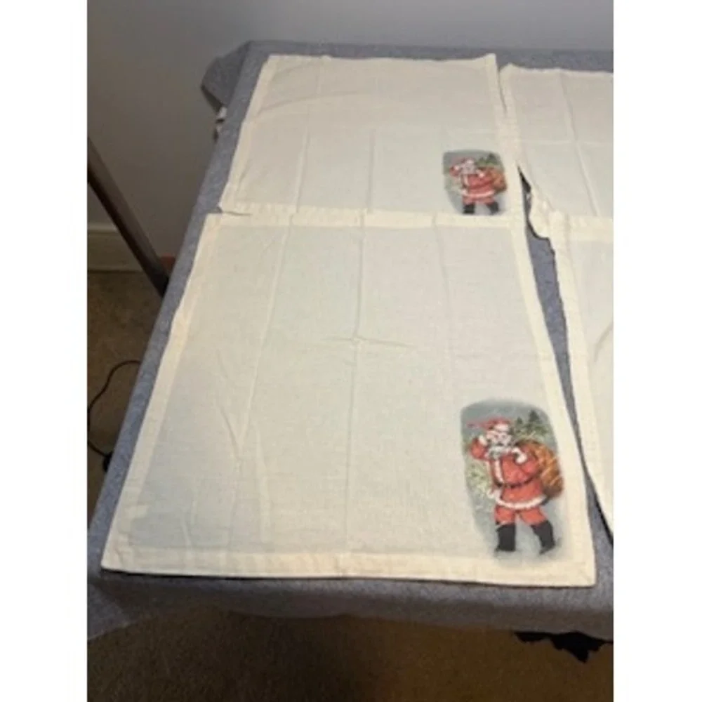 Pottery Barn Santa Claus Christmas Cloth Napkins Set of 4 Cotton Ivory